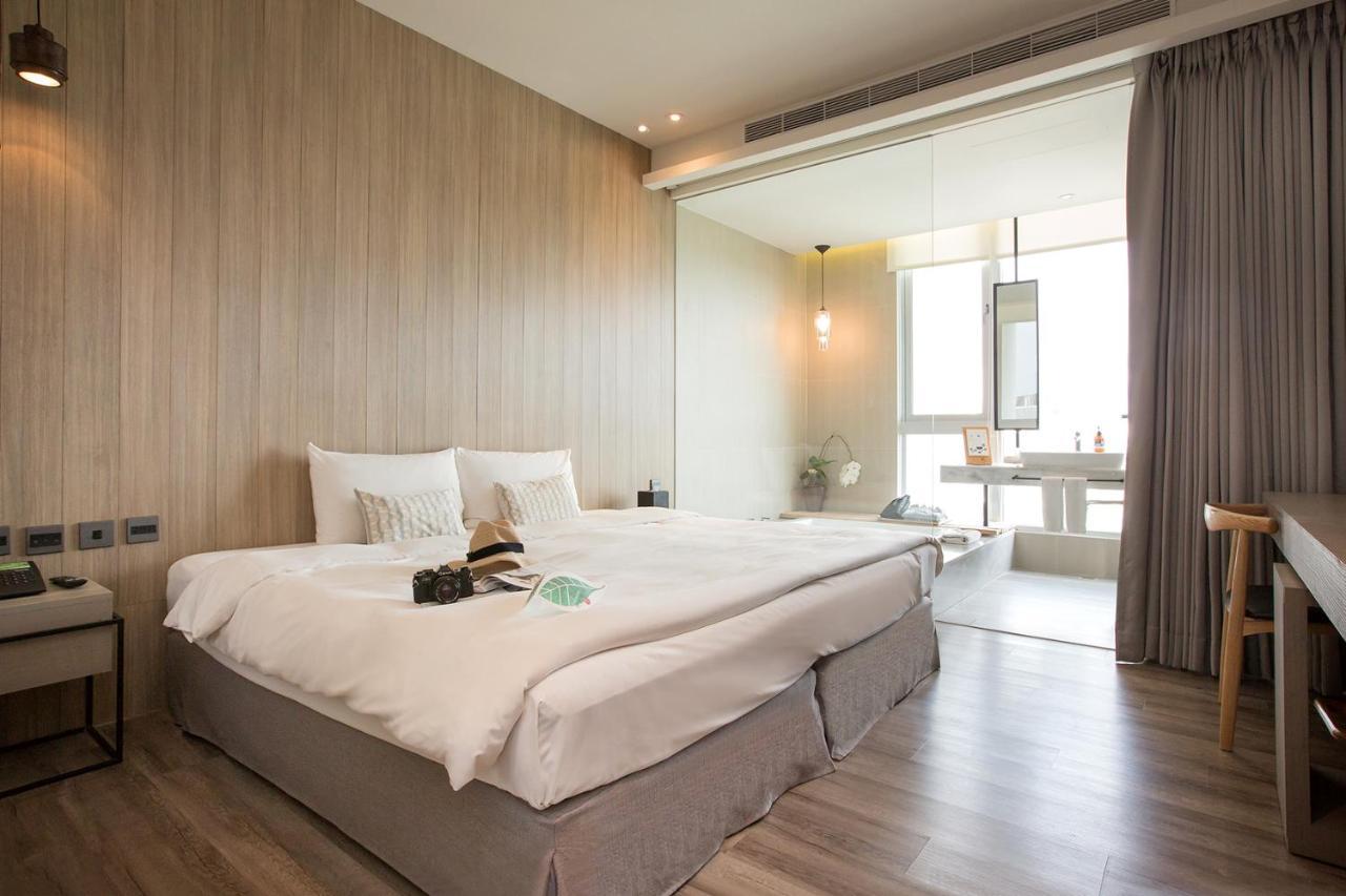 Hotel Day Plus Teascape Chiayi City Exterior photo
