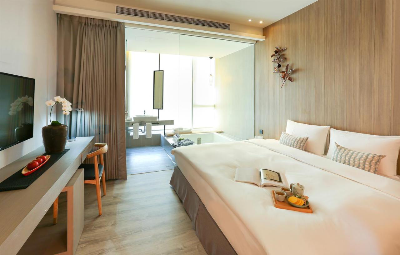 Hotel Day Plus Teascape Chiayi City Exterior photo