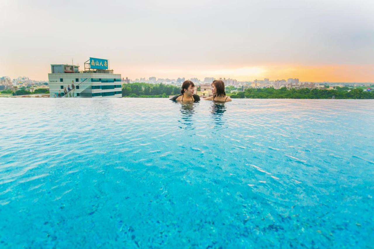 Hotel Day Plus Teascape Chiayi City Exterior photo