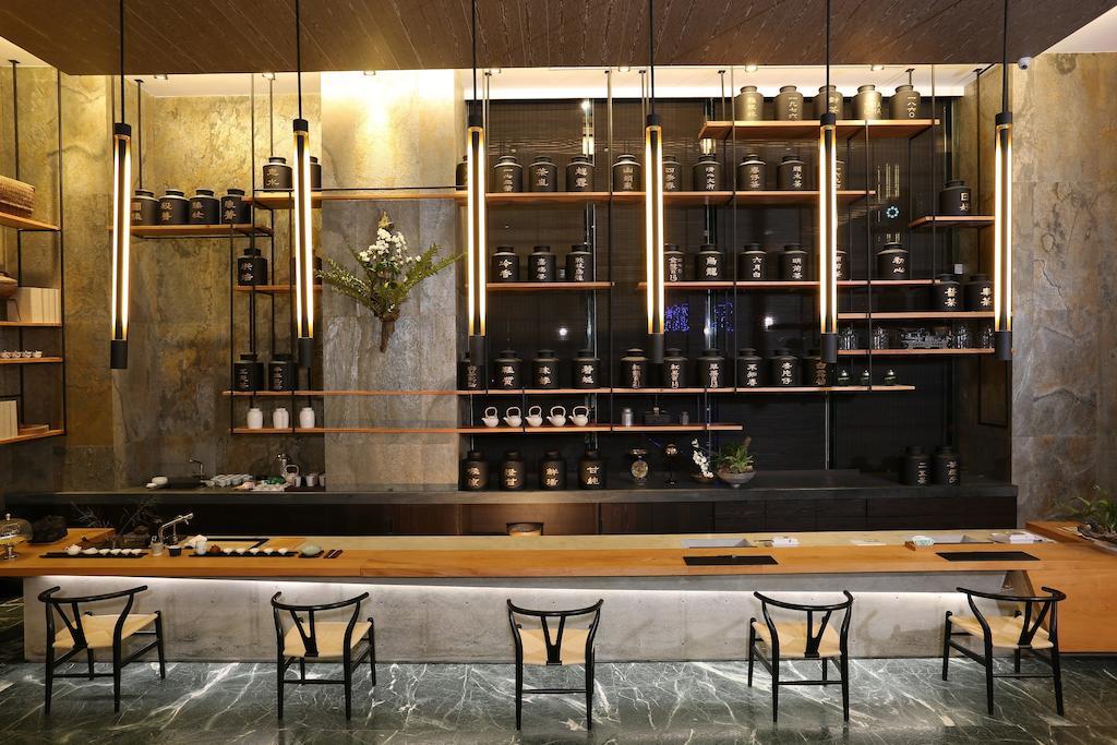 Hotel Day Plus Teascape Chiayi City Exterior photo