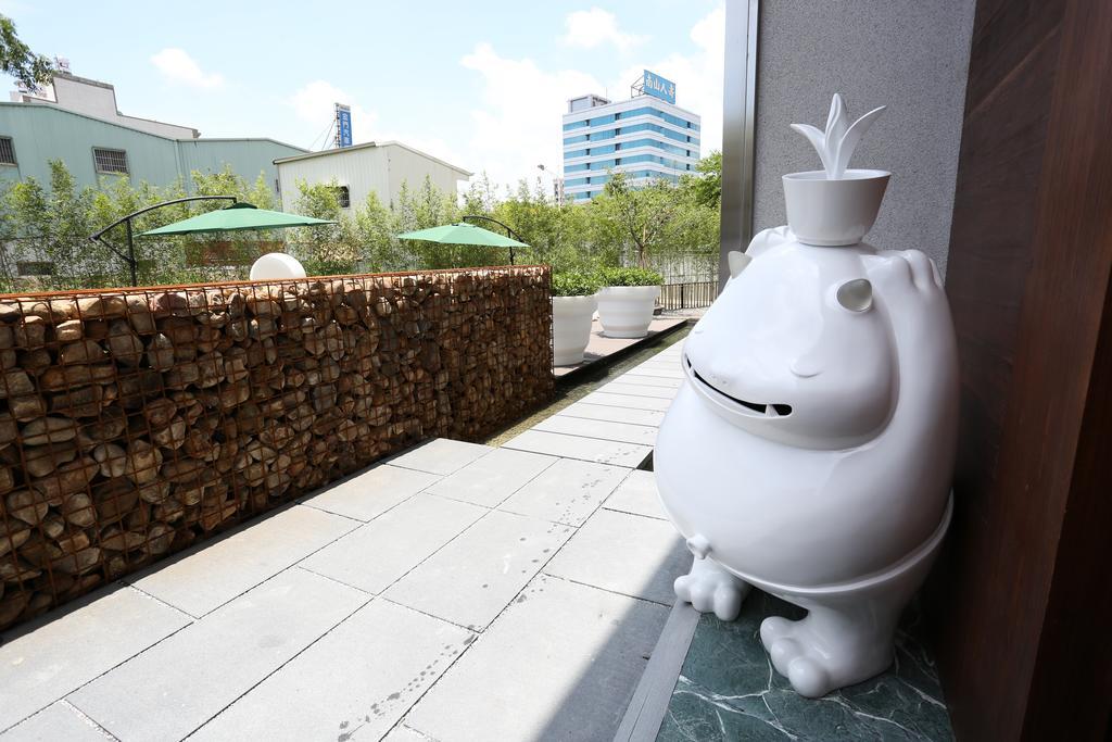 Hotel Day Plus Teascape Chiayi City Exterior photo