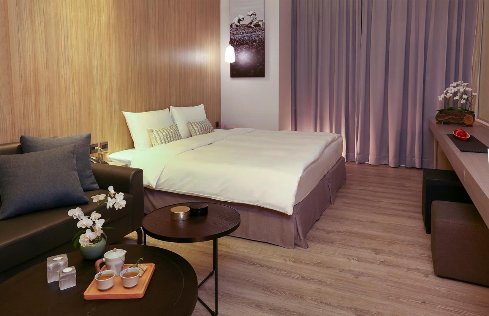 Hotel Day Plus Teascape Chiayi City Exterior photo