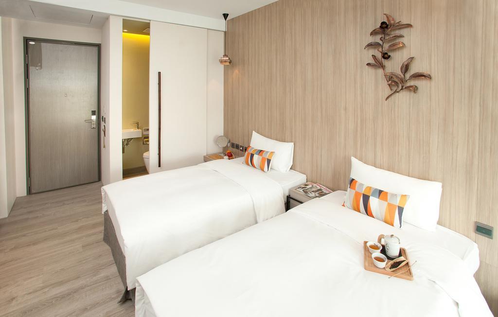 Hotel Day Plus Teascape Chiayi City Exterior photo