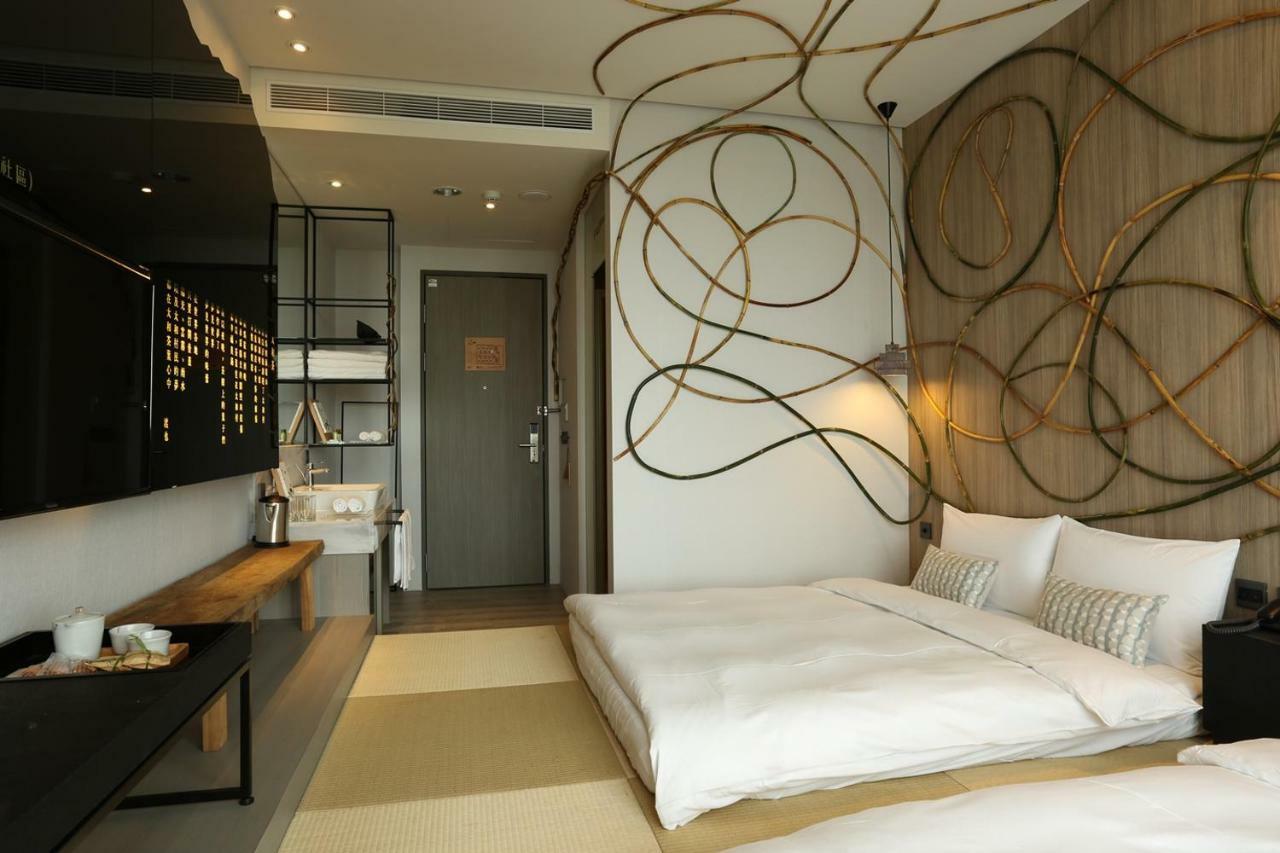 Hotel Day Plus Teascape Chiayi City Exterior photo